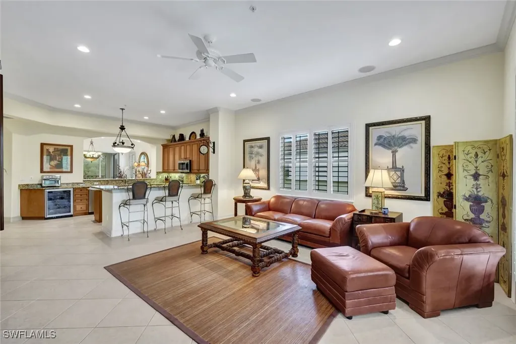 2830 Tiburon Boulevard E Naples FL 34109