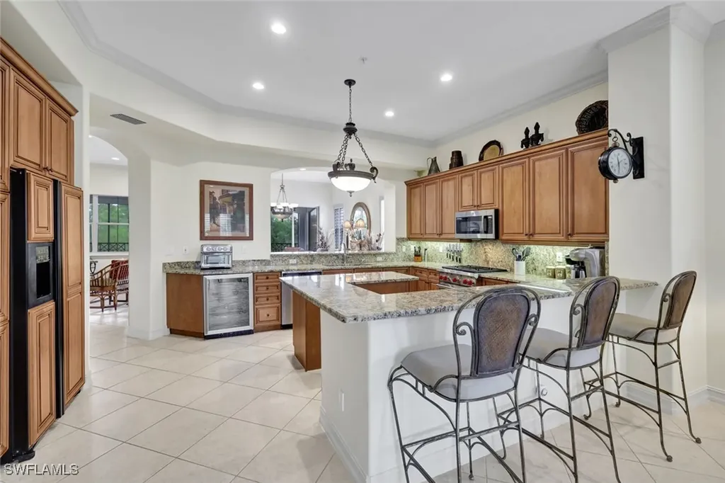 2830 Tiburon Boulevard E Naples FL 34109