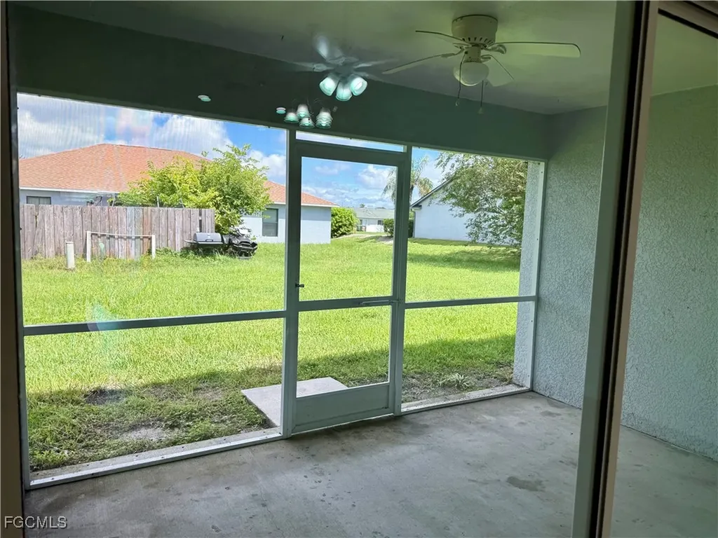 519/521 SE 6th Terrace Cape Coral FL 33990