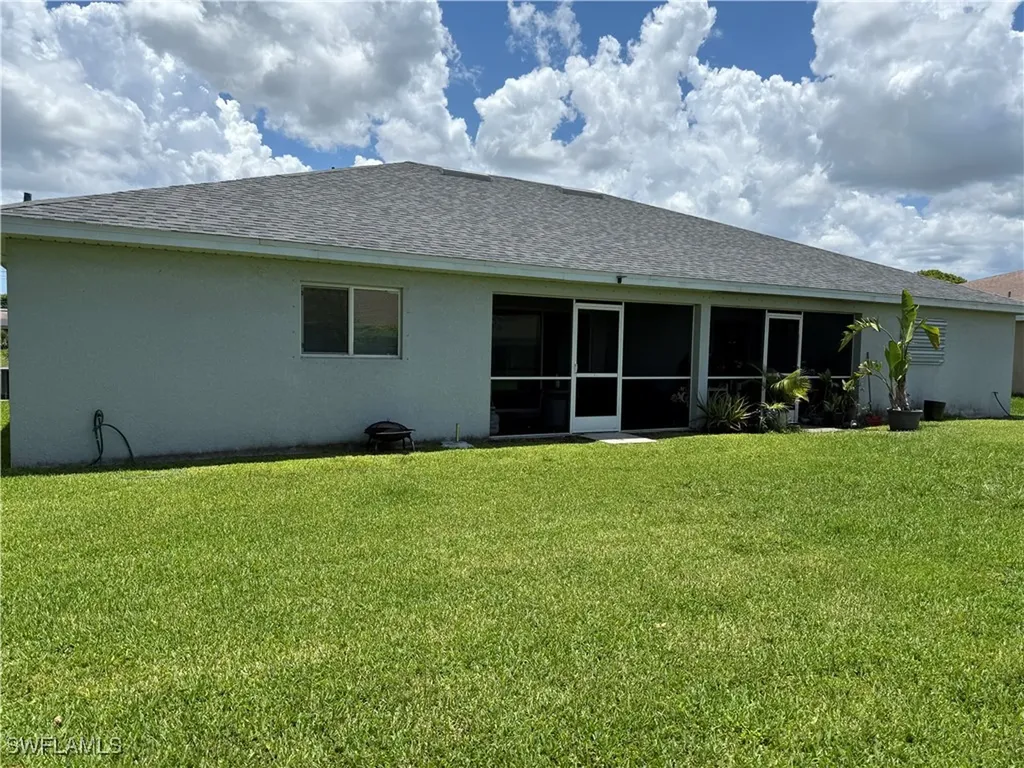 519/521 SE 6th Terrace Cape Coral FL 33990