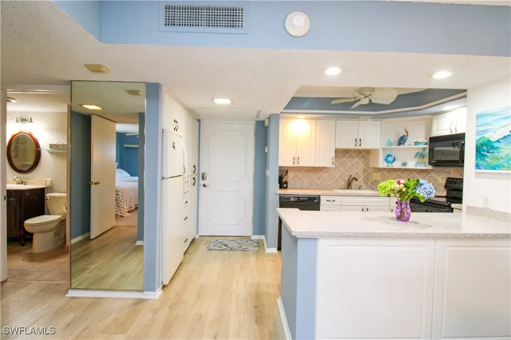 1 Bluebill Avenue Naples FL 34108