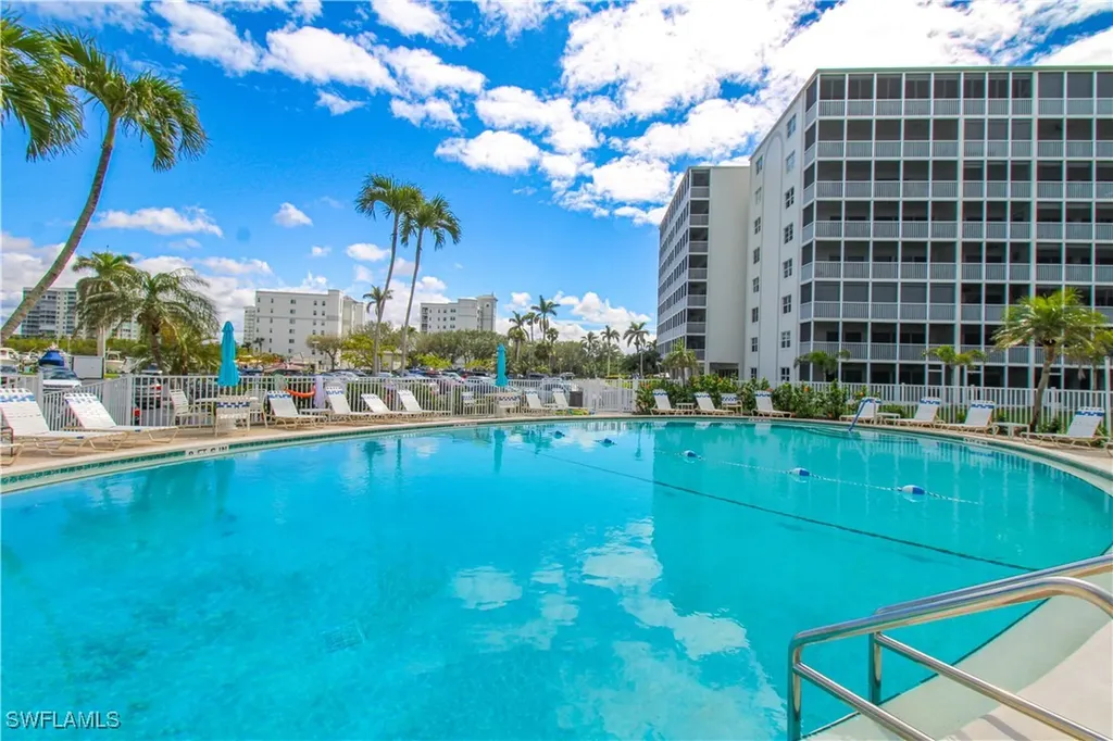 1 Bluebill Avenue Naples FL 34108