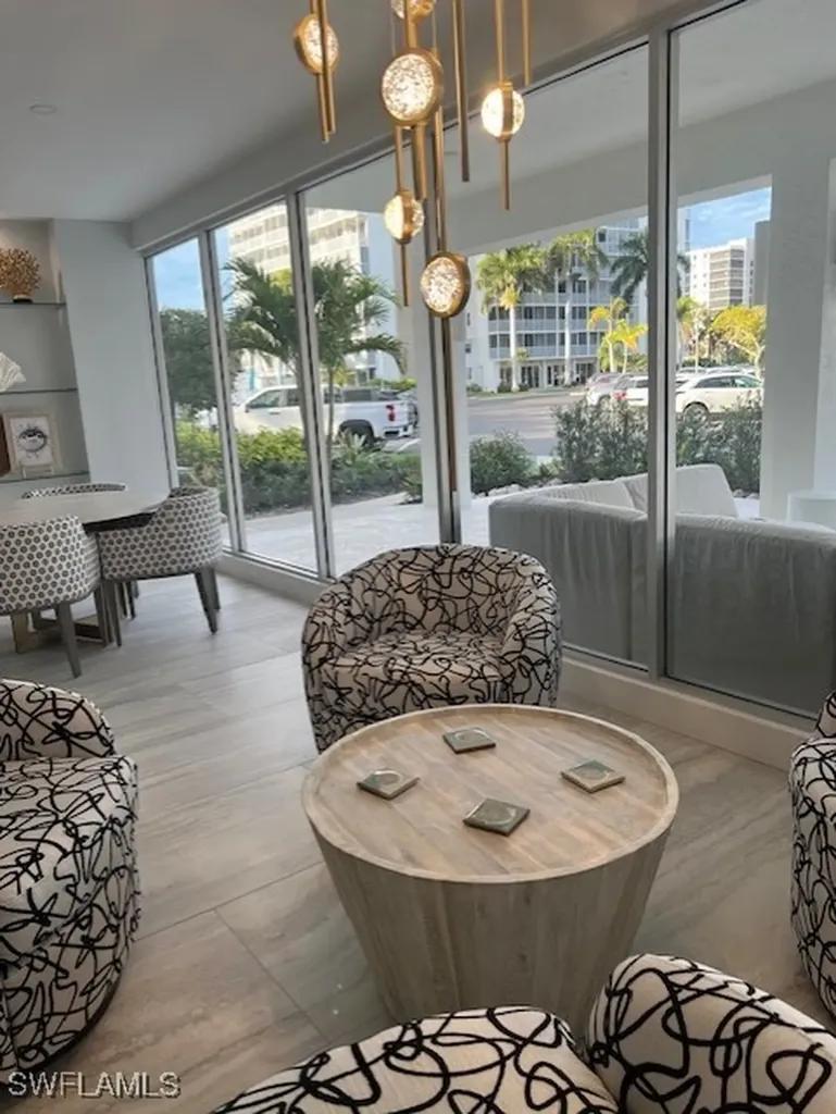 1 Bluebill Avenue Naples FL 34108