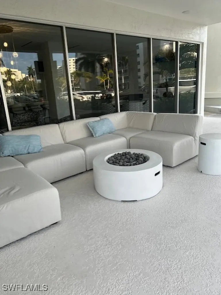 1 Bluebill Avenue Naples FL 34108