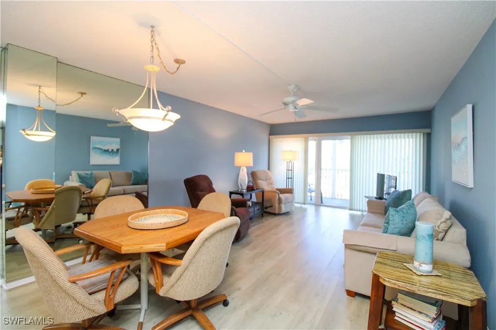 1 Bluebill Avenue Naples FL 34108