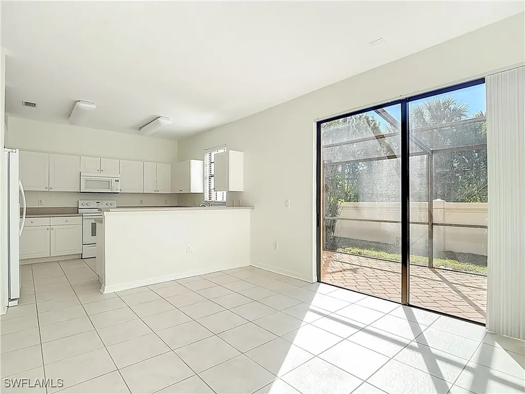 7376 Bristol Circle Naples FL 34120