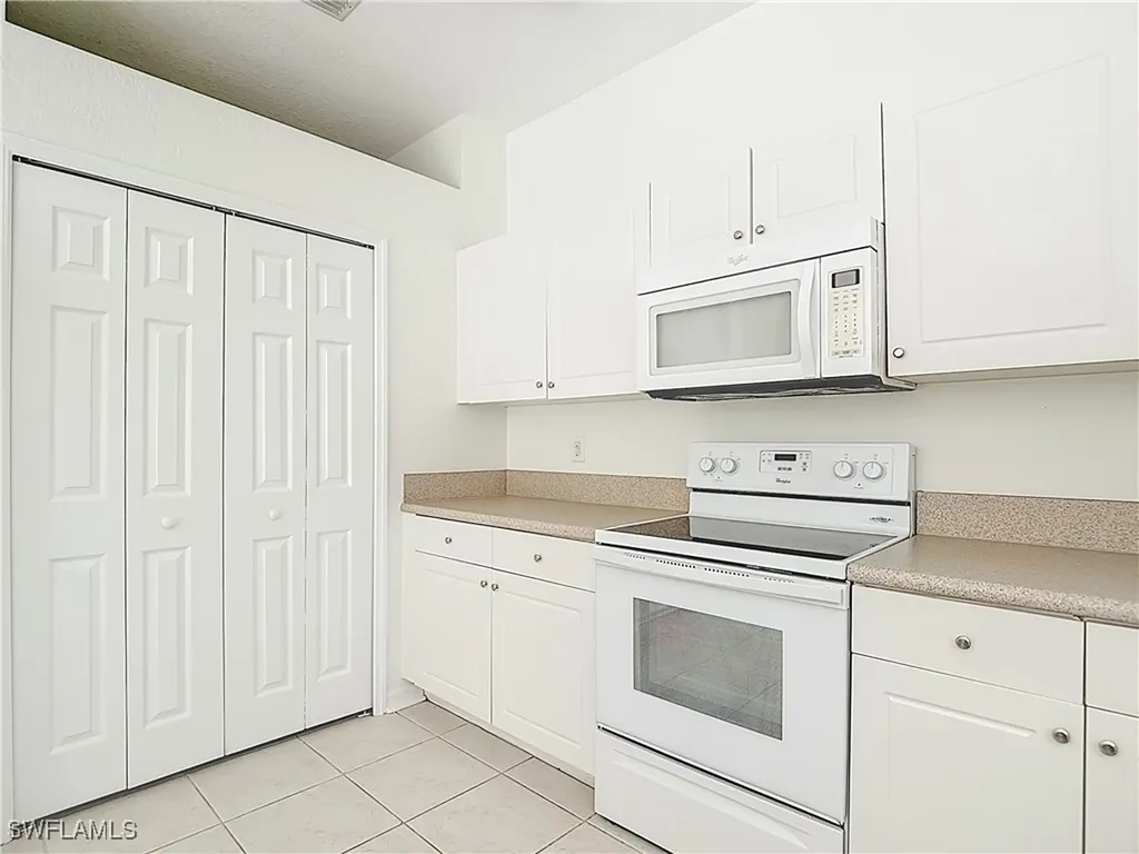 7376 Bristol Circle Naples FL 34120