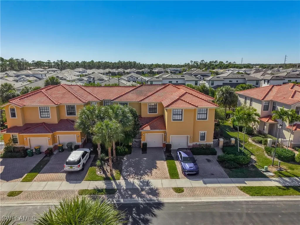 7376 Bristol Circle Naples FL 34120
