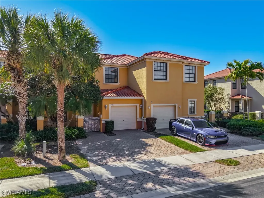 7376 Bristol Circle Naples FL 34120
