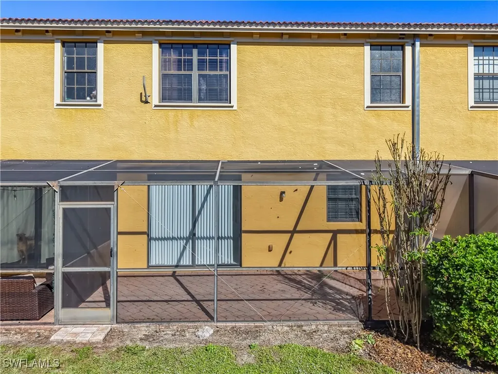7376 Bristol Circle Naples FL 34120