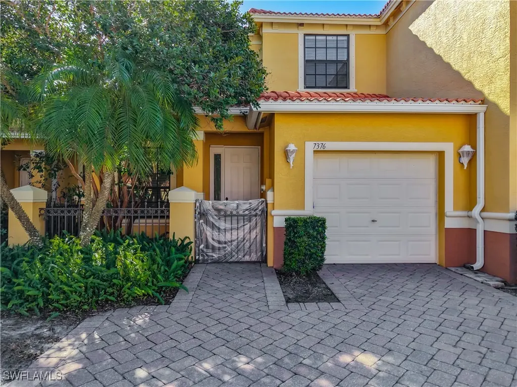7376 Bristol Circle Naples FL 34120