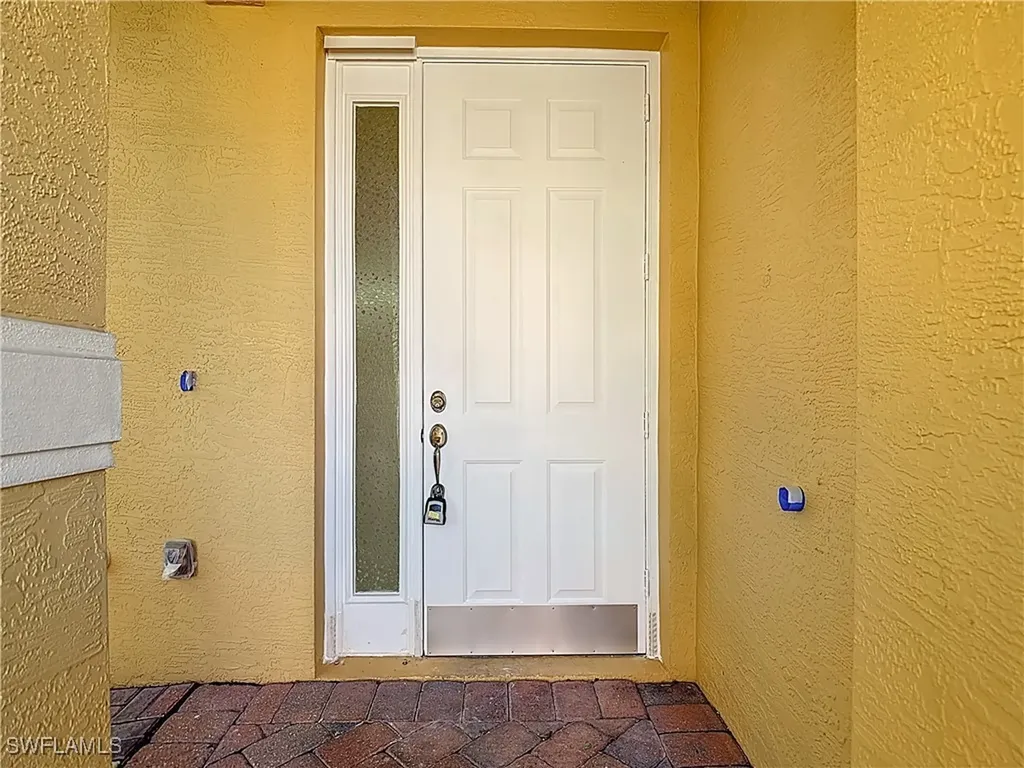 7376 Bristol Circle Naples FL 34120