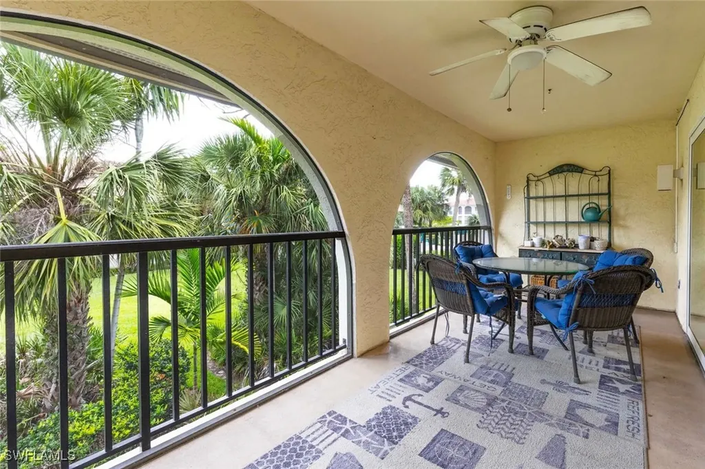 3360 10th Street N Naples FL 34103