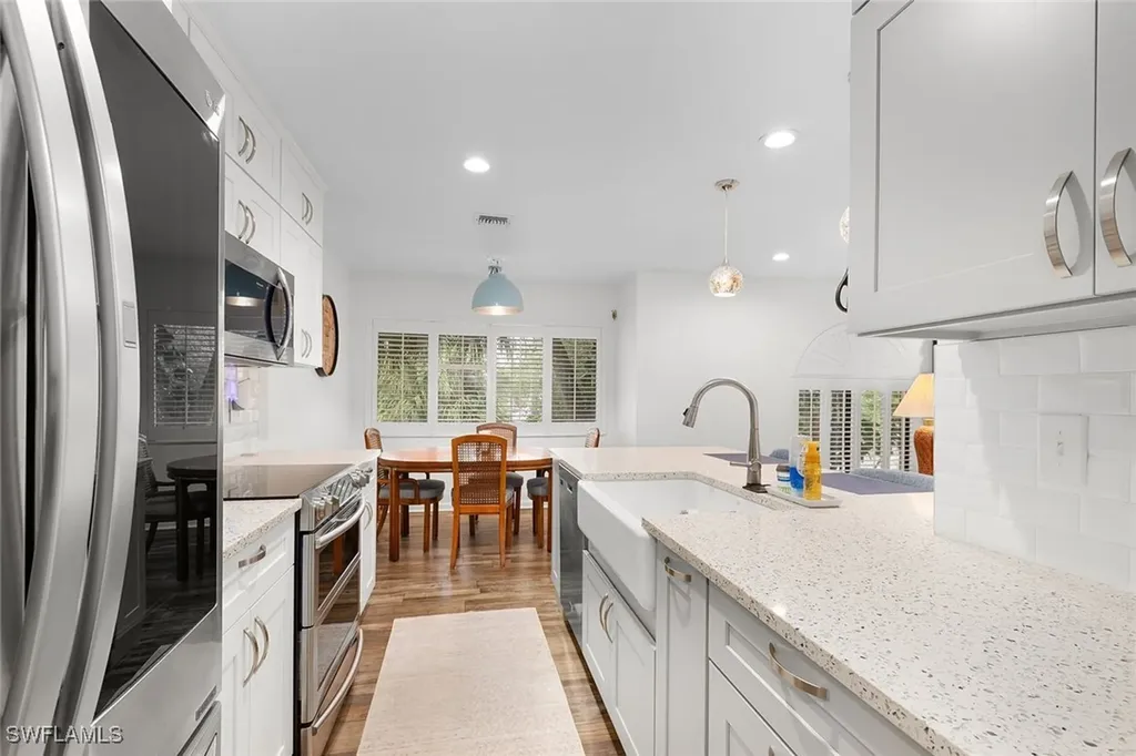 3360 10th Street N Naples FL 34103