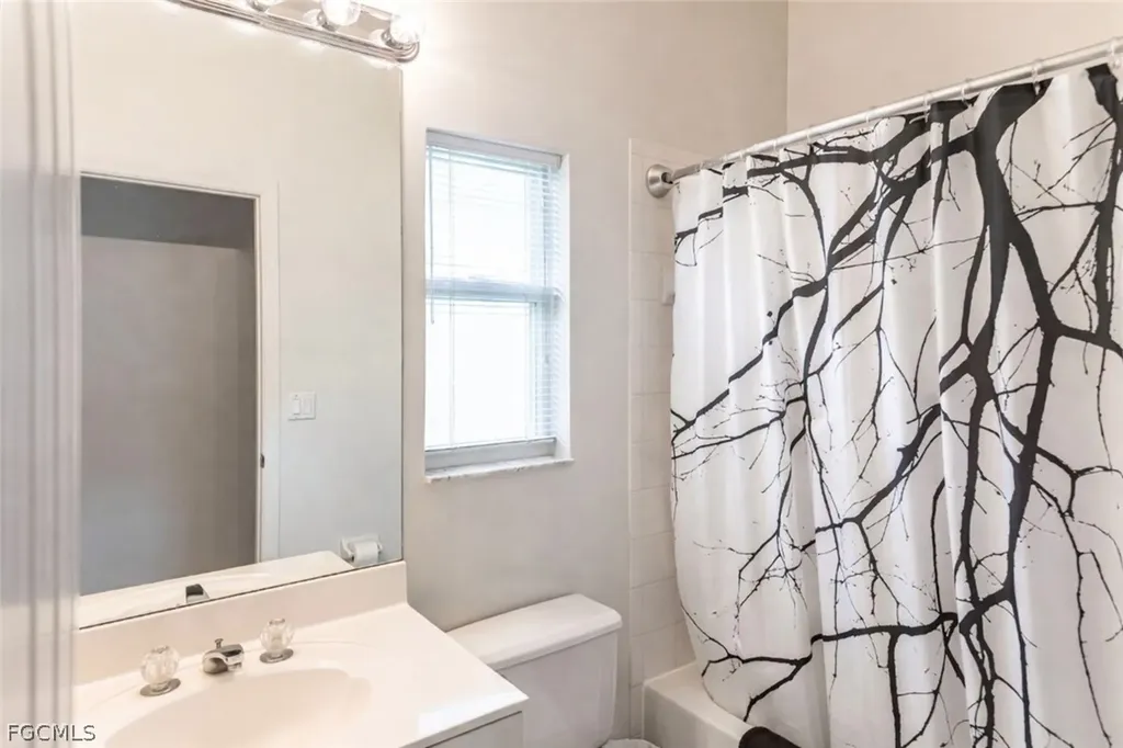 11302 Lakeland Circle Fort Myers FL 33913