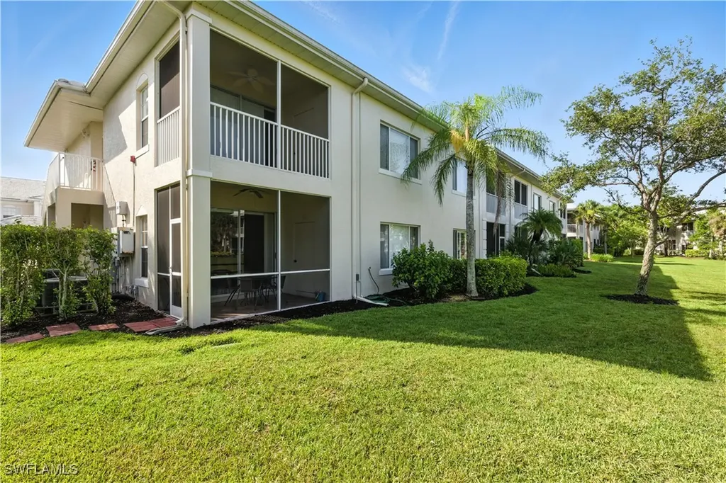 1415 Sweetwater Cove Naples FL 34110