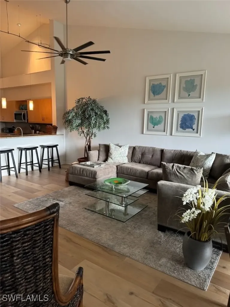 4650 Yacht Harbor Drive Naples FL 34112