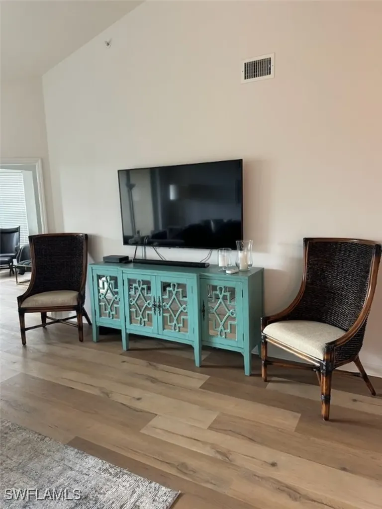 4650 Yacht Harbor Drive Naples FL 34112