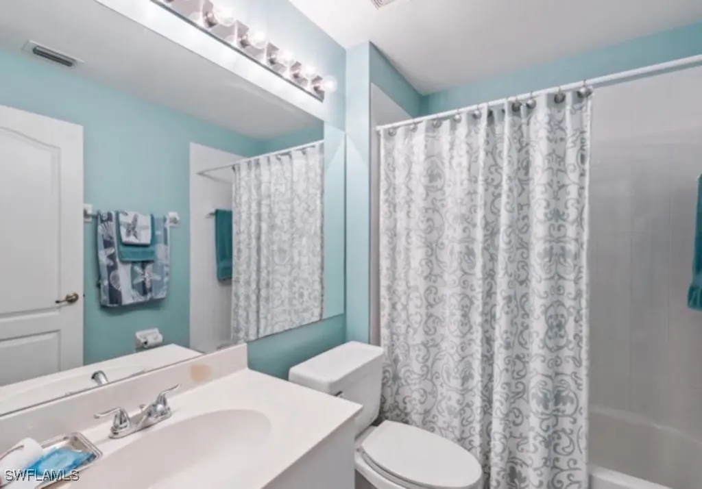 4650 Yacht Harbor Drive Naples FL 34112