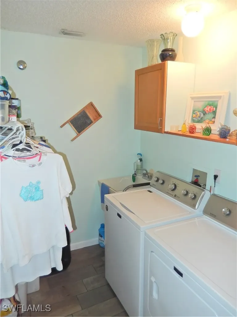 902 Mcgregor Park Circle Fort Myers FL 33908