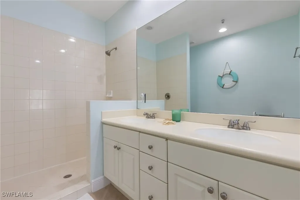 1380 Sweetwater Cove Naples FL 34110