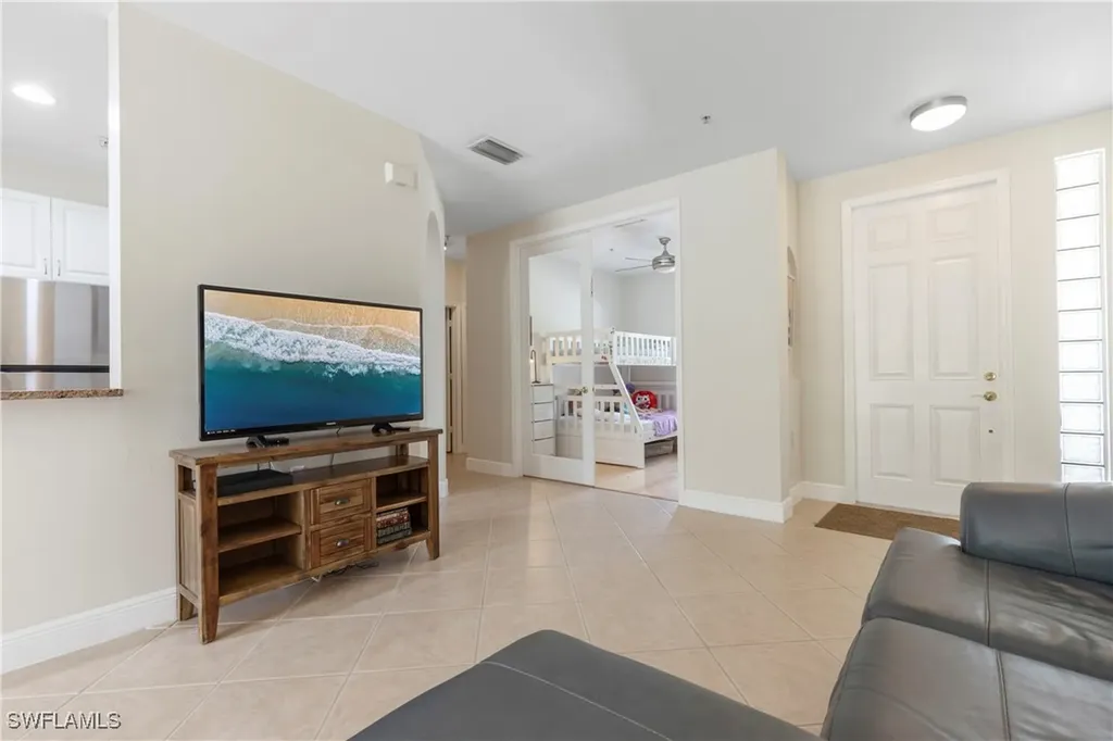 1380 Sweetwater Cove Naples FL 34110