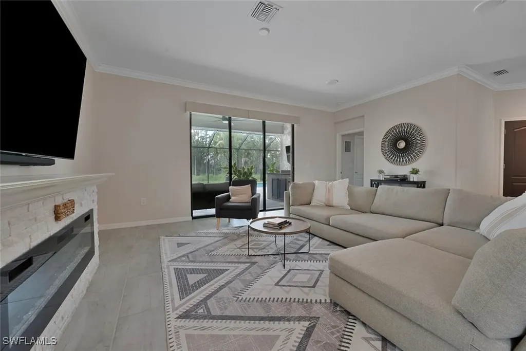 17573 Ashcomb Way Estero FL 33928