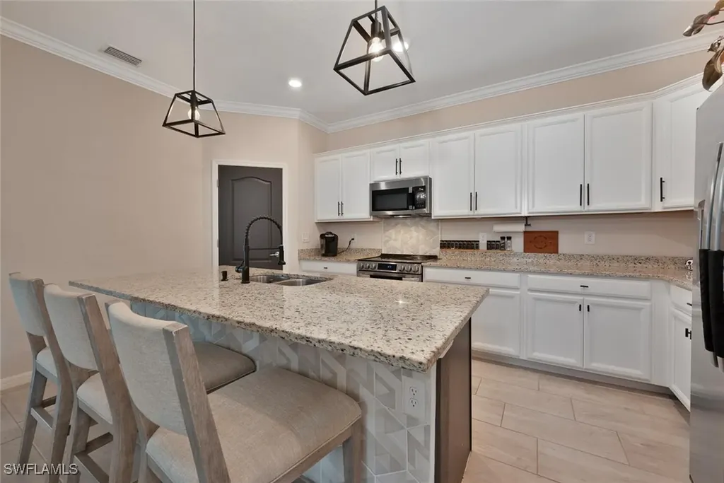 17573 Ashcomb Way Estero FL 33928