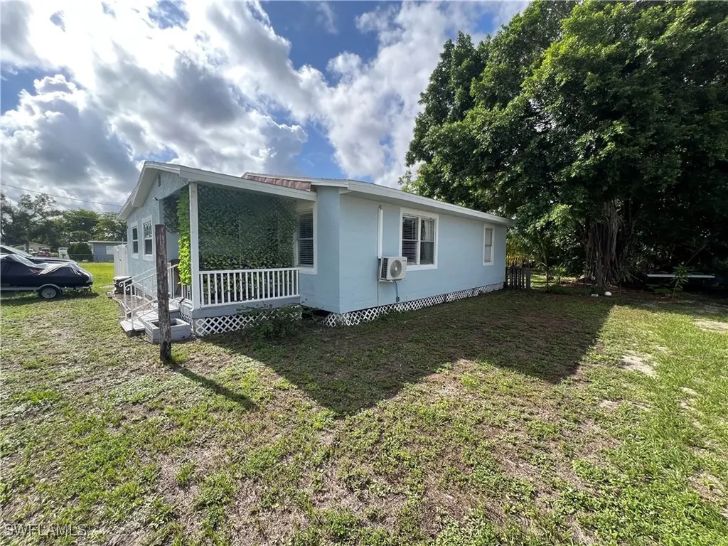 3934 Madison Avenue Fort Myers FL 33916