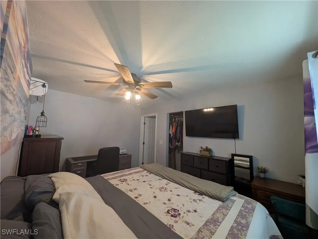 3934 Madison Avenue Fort Myers FL 33916
