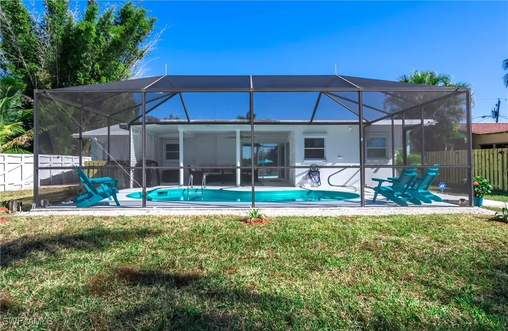 28 Constitution Drive Naples FL 34112