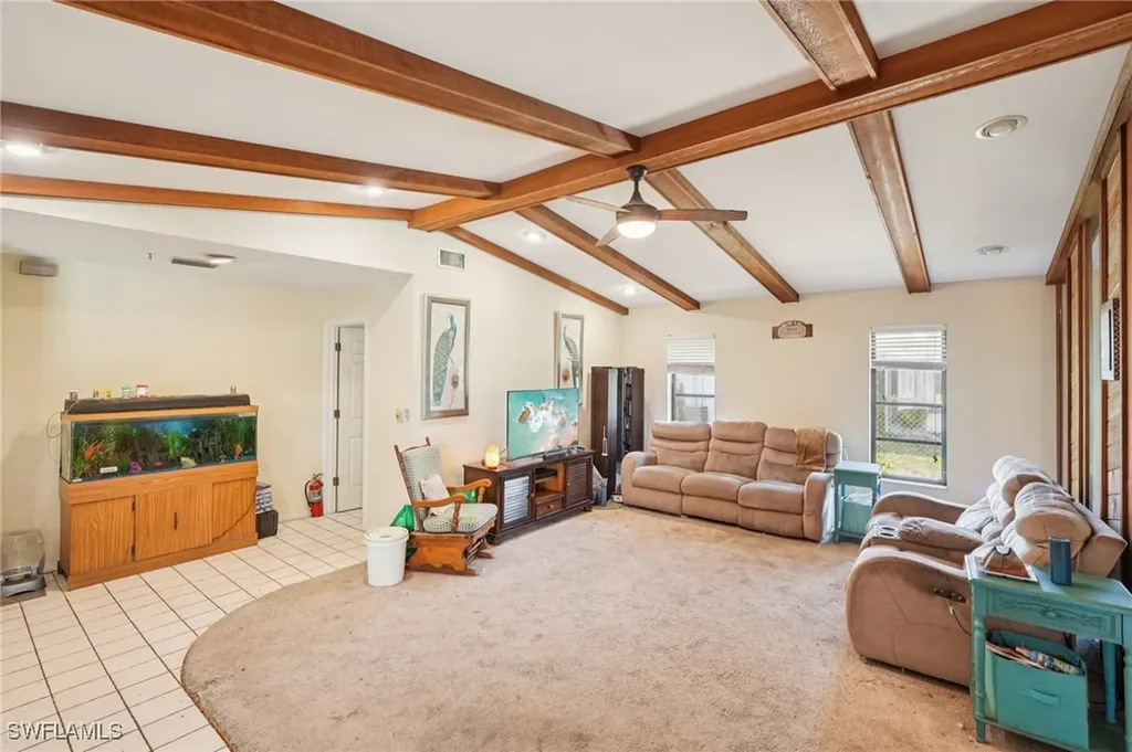 3805 SE 10th Avenue Cape Coral FL 33904