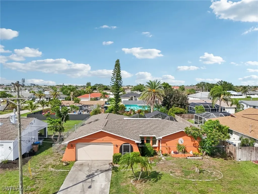 3805 SE 10th Avenue Cape Coral FL 33904