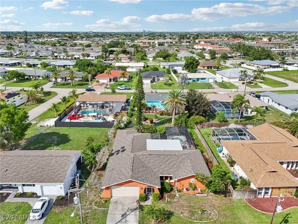 3805 SE 10th Avenue Cape Coral FL 33904