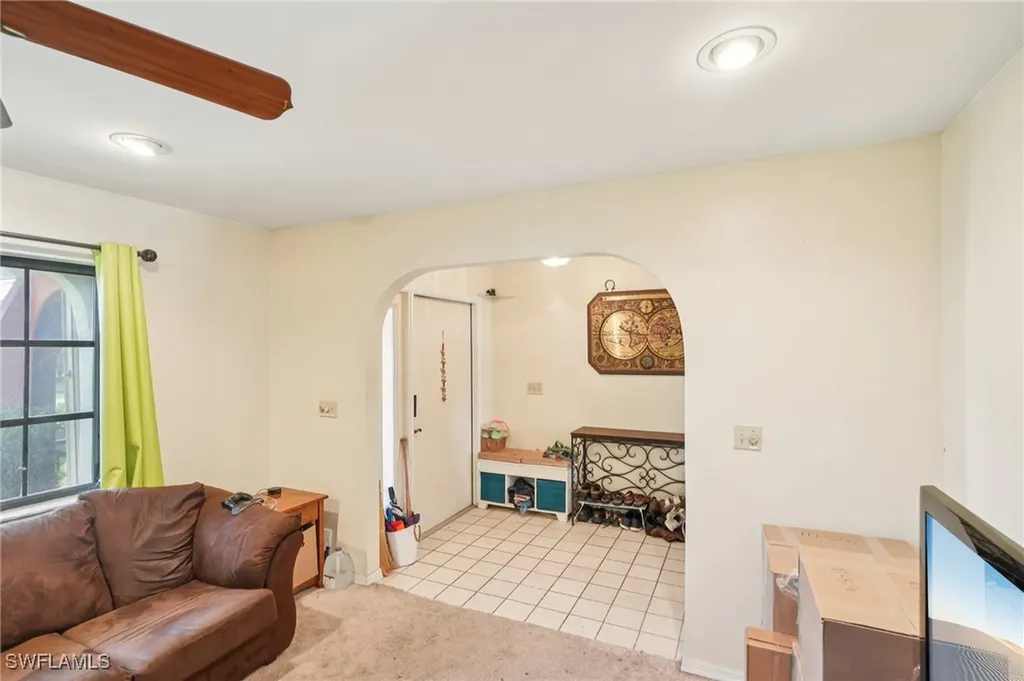 3805 SE 10th Avenue Cape Coral FL 33904