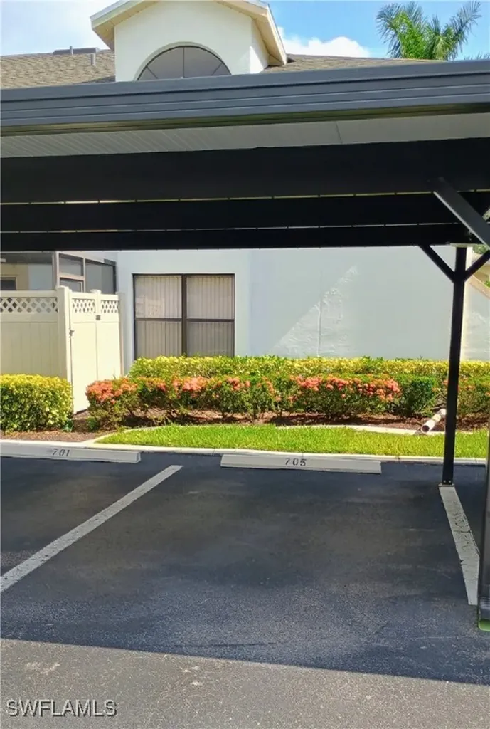 13247 Whitehaven Lane Fort Myers FL 33966