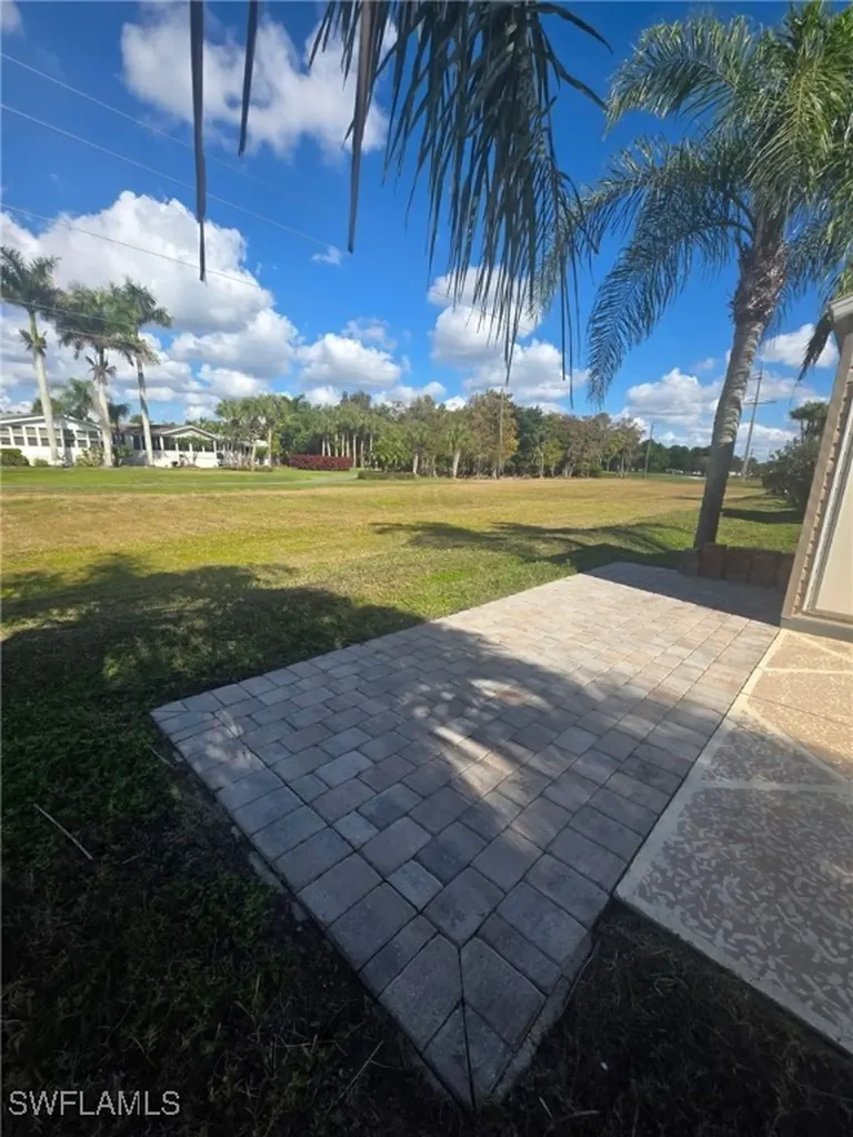 1647 Diamond Lake Circle Naples FL 34114