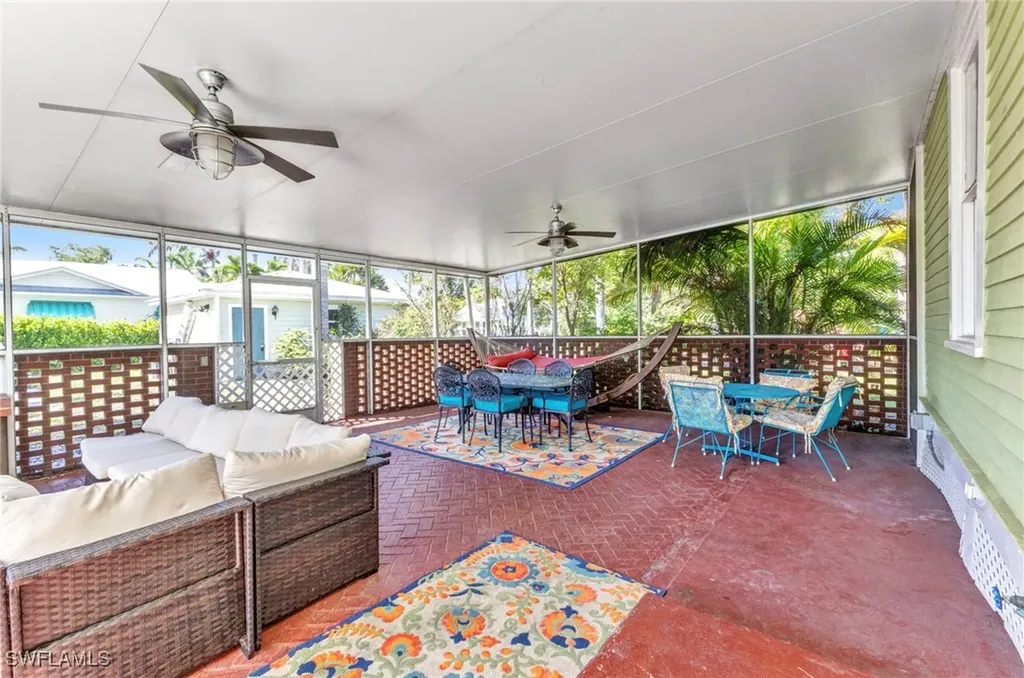415 W Marion Avenue Punta Gorda FL 33950