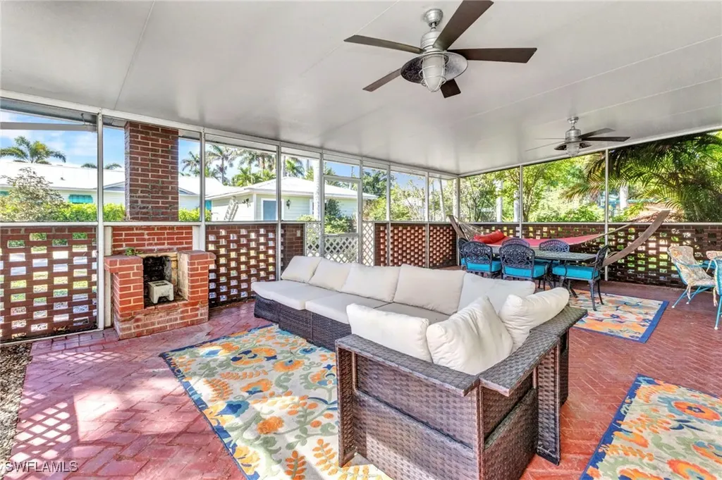 415 W Marion Avenue Punta Gorda FL 33950