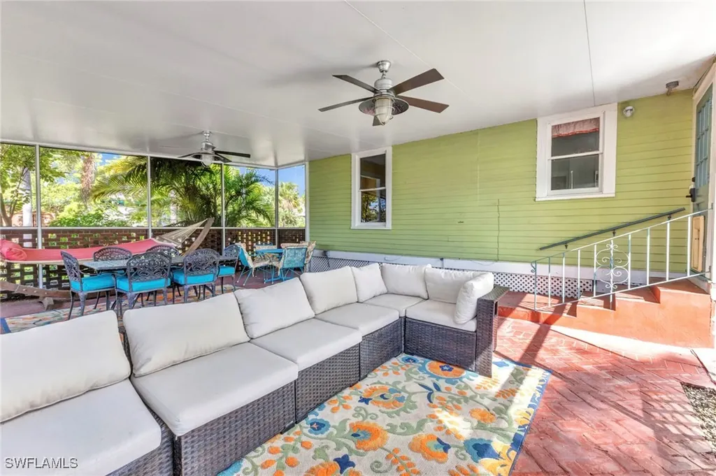 415 W Marion Avenue Punta Gorda FL 33950