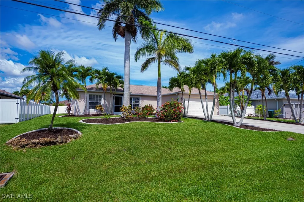 806 SW 4th Avenue Cape Coral FL 33991
