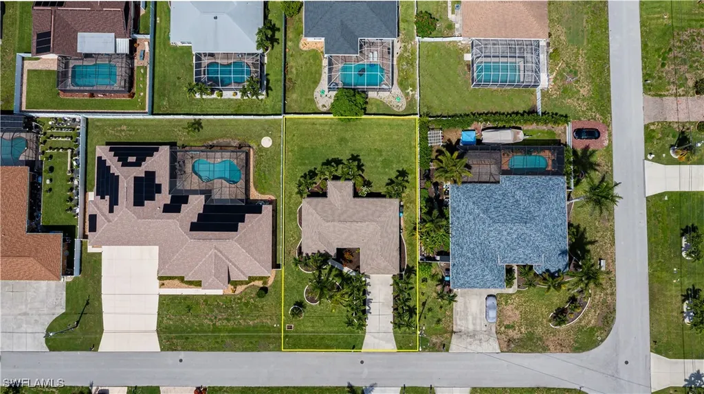 806 SW 4th Avenue Cape Coral FL 33991