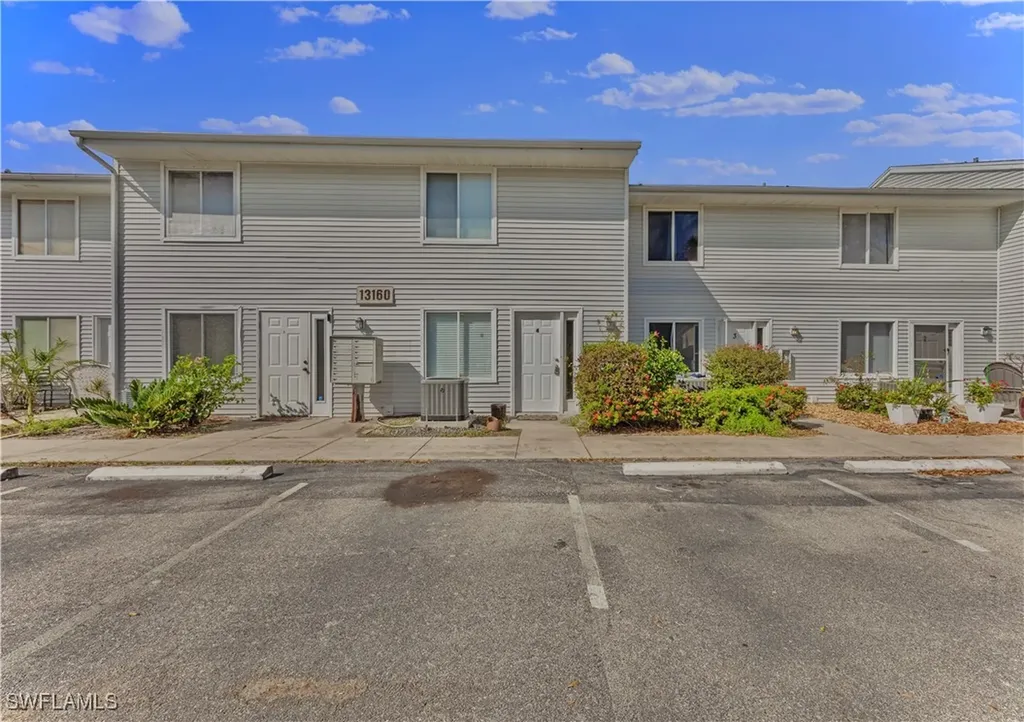 13160 Kings Point Drive Fort Myers FL 33919