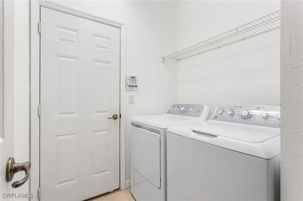 10030 Chiana Circle Fort Myers FL 33905