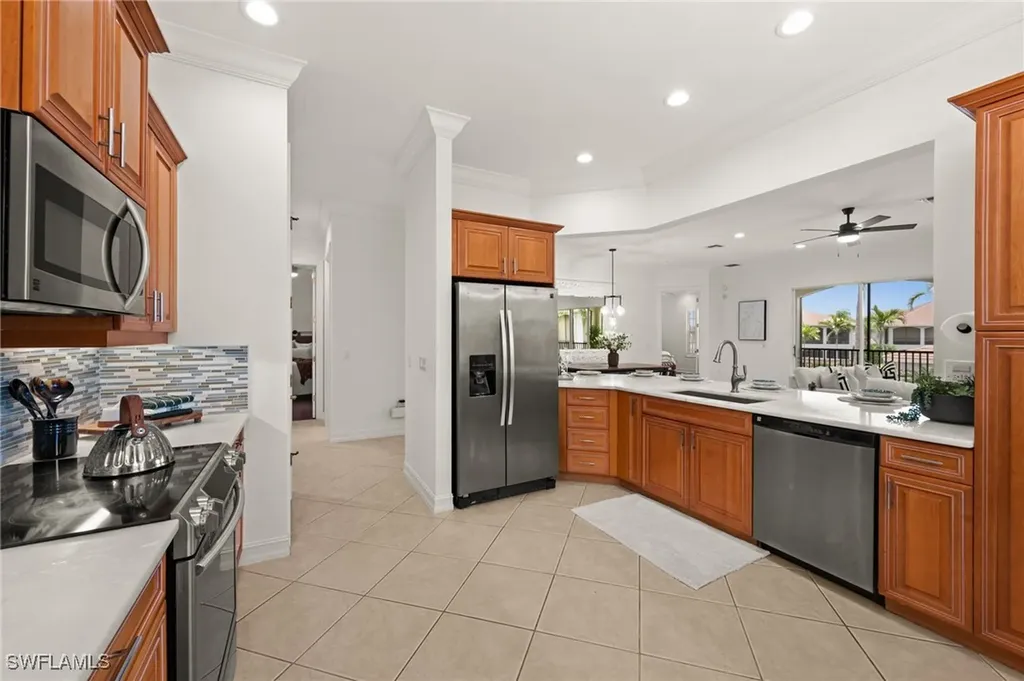 5004 Maxwell Circle Naples FL 34105