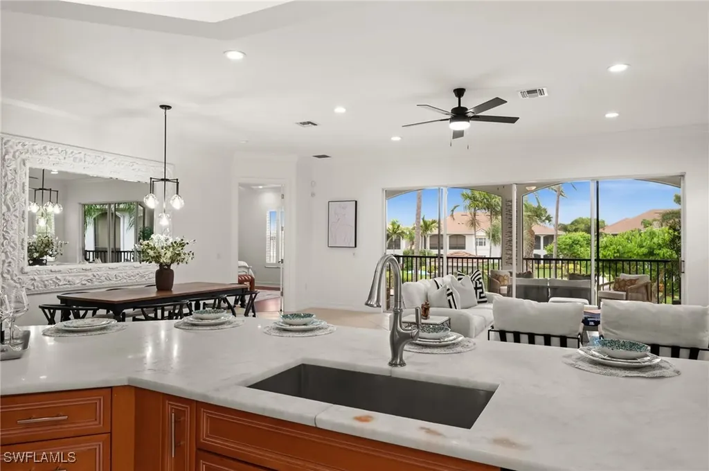 5004 Maxwell Circle Naples FL 34105