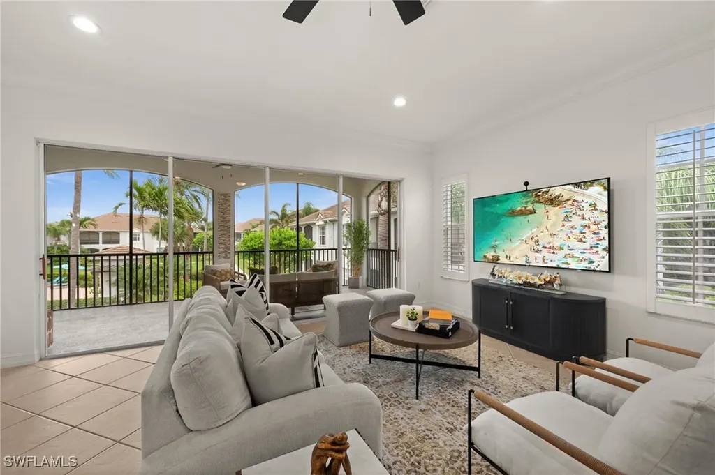 5004 Maxwell Circle Naples FL 34105