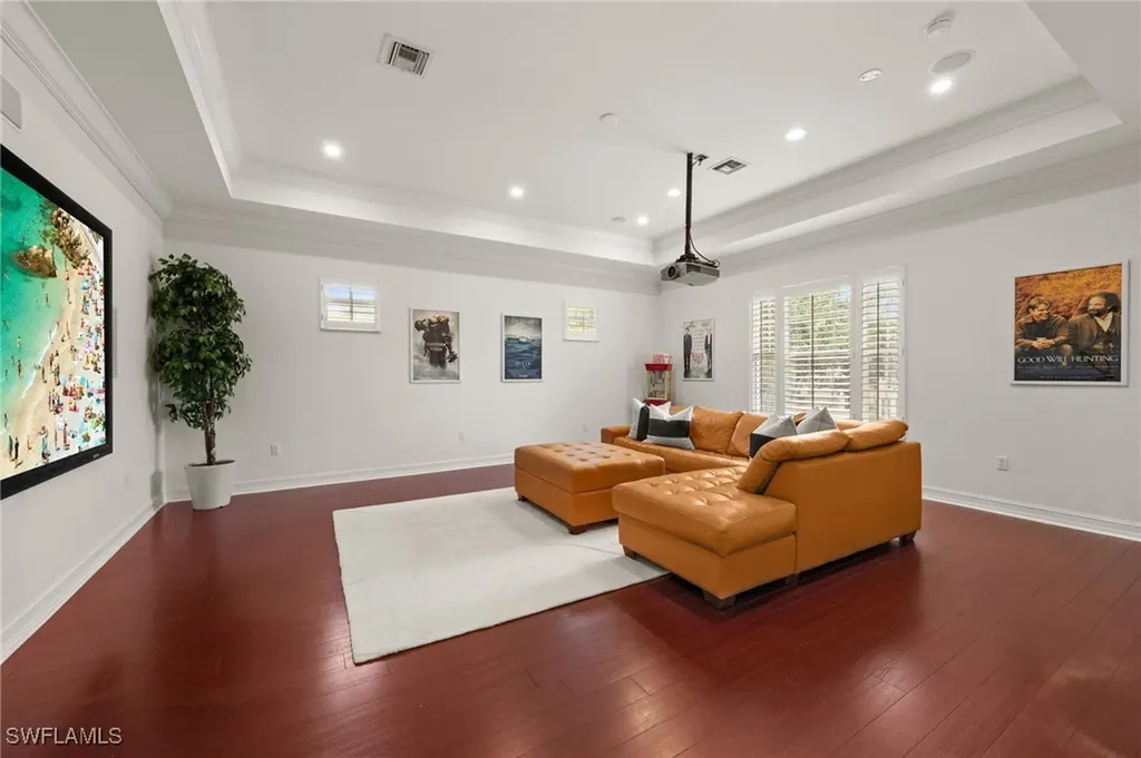 5004 Maxwell Circle Naples FL 34105