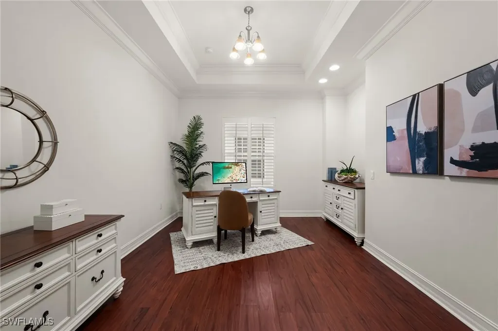 5004 Maxwell Circle Naples FL 34105