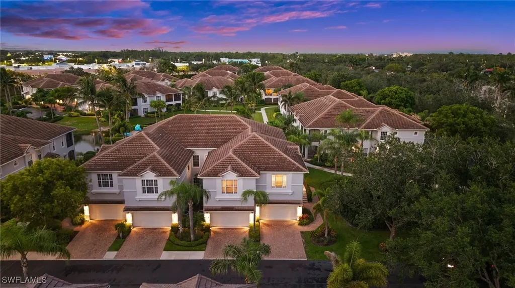 5004 Maxwell Circle Naples FL 34105